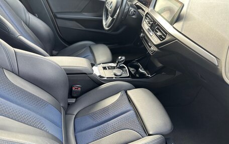 BMW 1 серия, 2021 год, 3 100 000 рублей, 35 фотография