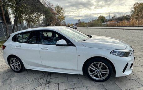 BMW 1 серия, 2021 год, 3 100 000 рублей, 38 фотография