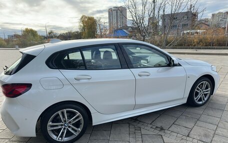 BMW 1 серия, 2021 год, 3 100 000 рублей, 37 фотография