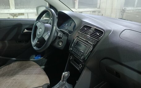 Volkswagen Polo VI (EU Market), 2014 год, 930 000 рублей, 3 фотография