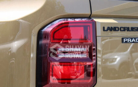 Toyota Land Cruiser Prado, 2025 год, 9 500 000 рублей, 15 фотография