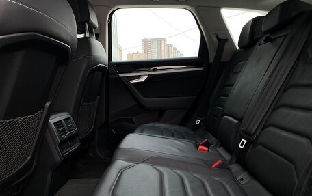 Volkswagen Touareg III, 2018 год, 4 952 800 рублей, 12 фотография