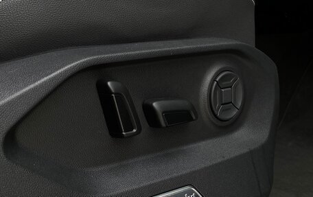 Volkswagen Touareg III, 2018 год, 4 952 800 рублей, 9 фотография