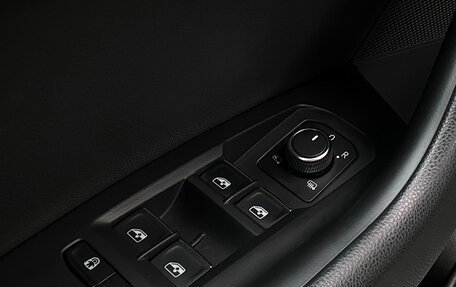 Volkswagen Touareg III, 2018 год, 4 952 800 рублей, 25 фотография