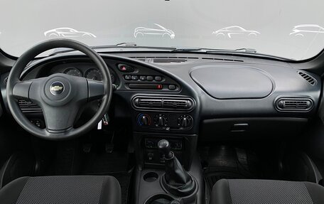 Chevrolet Niva I рестайлинг, 2017 год, 752 800 рублей, 6 фотография