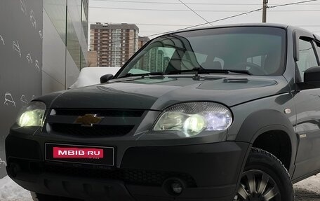 Chevrolet Niva I рестайлинг, 2017 год, 752 800 рублей, 21 фотография
