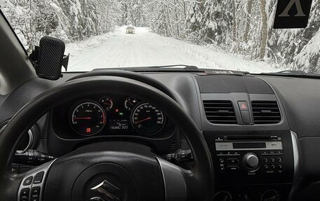 Suzuki SX4 II рестайлинг, 2013 год, 1 000 000 рублей, 17 фотография