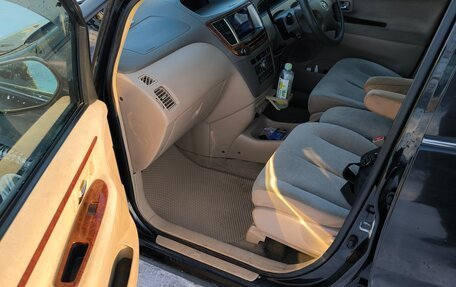 Toyota Nadia, 2003 год, 450 000 рублей, 11 фотография