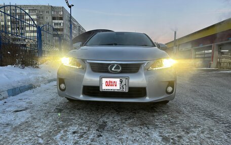 Lexus CT I рестайлинг, 2011 год, 1 400 000 рублей, 2 фотография