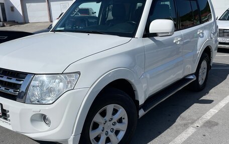 Mitsubishi Pajero IV, 2012 год, 2 370 000 рублей, 4 фотография
