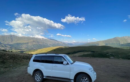 Mitsubishi Pajero IV, 2012 год, 2 370 000 рублей, 7 фотография