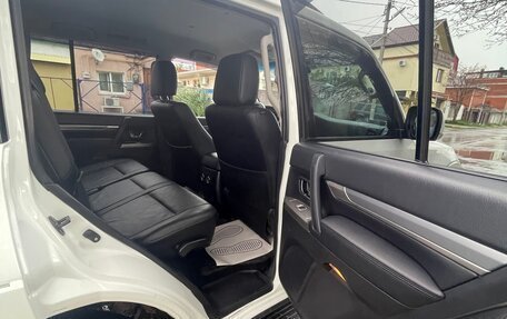 Mitsubishi Pajero IV, 2012 год, 2 370 000 рублей, 14 фотография