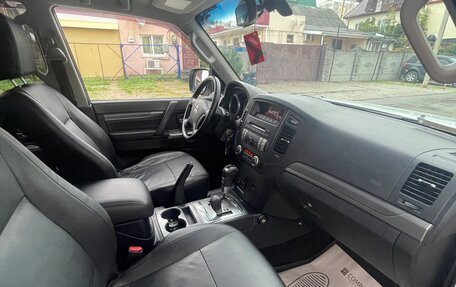 Mitsubishi Pajero IV, 2012 год, 2 370 000 рублей, 19 фотография