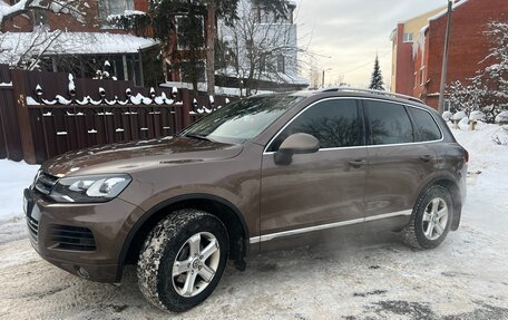 Volkswagen Touareg III, 2012 год, 2 000 099 рублей, 2 фотография