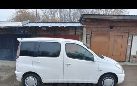 Toyota FunCargo, 1999 год, 240 000 рублей, 10 фотография