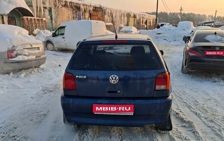 Volkswagen Polo III рестайлинг, 1999 год, 115 000 рублей, 1 фотография