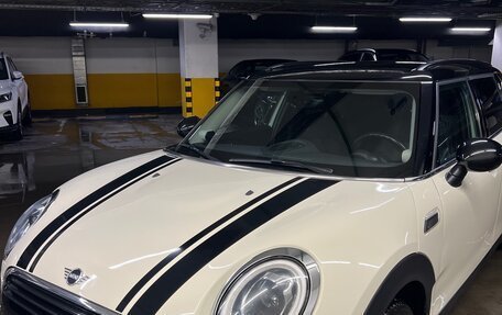 MINI Clubman, 2016 год, 1 650 000 рублей, 4 фотография