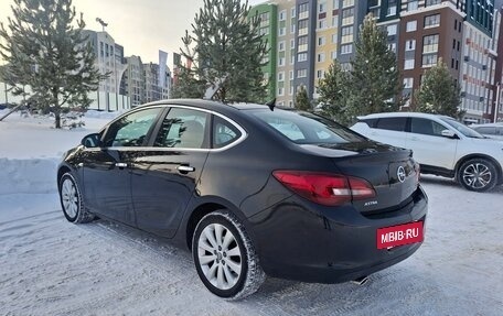 Opel Astra J, 2013 год, 760 000 рублей, 4 фотография