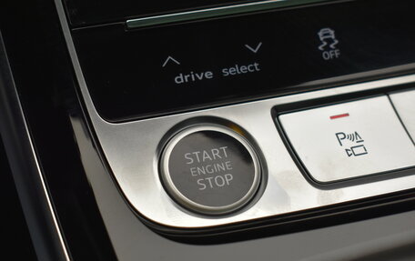 Audi A8, 2025 год, 21 930 000 рублей, 29 фотография