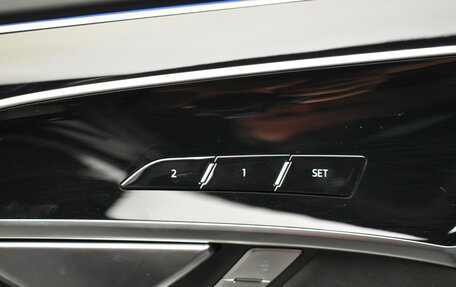 Audi A8, 2025 год, 21 930 000 рублей, 33 фотография