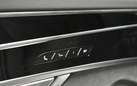 Audi A8, 2025 год, 21 930 000 рублей, 30 фотография