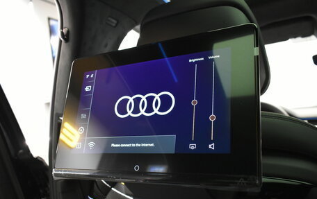 Audi A8, 2025 год, 21 930 000 рублей, 38 фотография