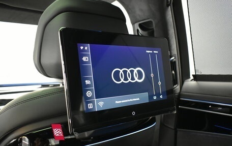 Audi A8, 2025 год, 21 930 000 рублей, 39 фотография