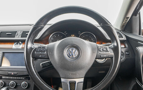 Volkswagen Passat B7, 2012 год, 999 000 рублей, 16 фотография