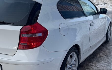 BMW 1 серия, 2010 год, 700 000 рублей, 5 фотография