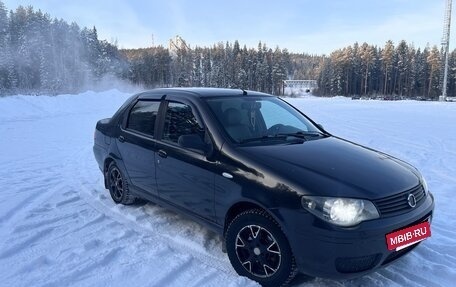 Fiat Albea I рестайлинг, 2010 год, 330 000 рублей, 4 фотография