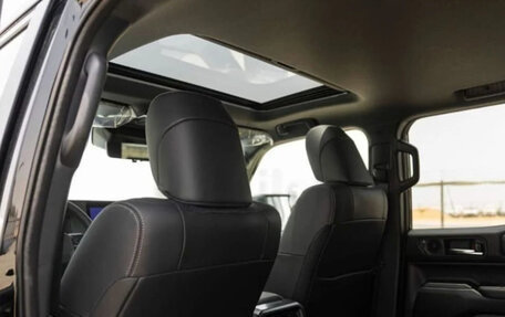 Toyota Land Cruiser Prado, 2025 год, 10 300 000 рублей, 24 фотография