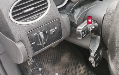 Ford Focus II рестайлинг, 2005 год, 355 555 рублей, 19 фотография