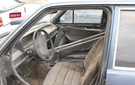 Audi 200, 1982 год, 20 000 рублей, 5 фотография