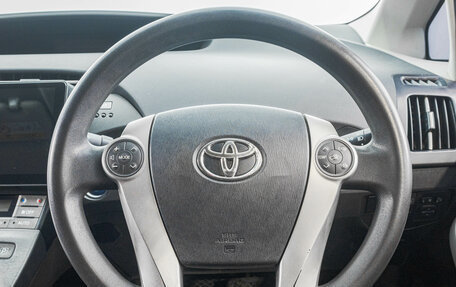 Toyota Prius, 2013 год, 1 149 000 рублей, 12 фотография