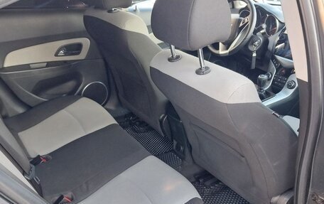 Chevrolet Cruze II, 2013 год, 940 000 рублей, 10 фотография