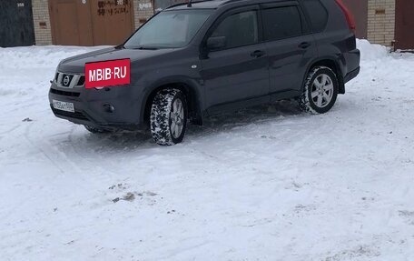 Nissan X-Trail, 2014 год, 930 000 рублей, 3 фотография