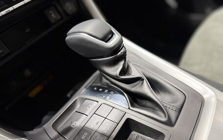 Toyota RAV4, 2025 год, 4 500 000 рублей, 15 фотография