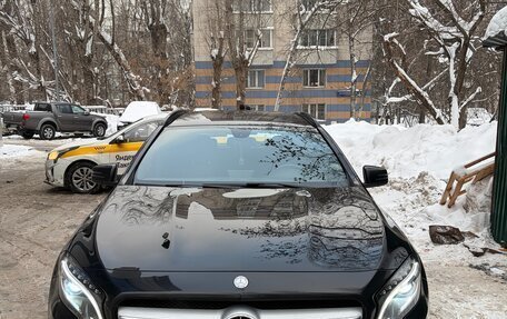 Mercedes-Benz GLA, 2014 год, 1 750 000 рублей, 2 фотография