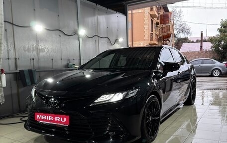 Toyota Camry, 2021 год, 4 000 000 рублей, 2 фотография