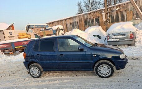 Volkswagen Polo III рестайлинг, 1999 год, 115 000 рублей, 3 фотография