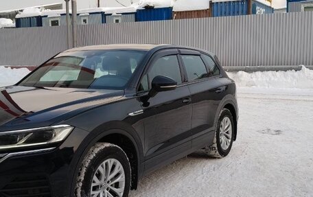 Volkswagen Touareg III, 2019 год, 4 650 000 рублей, 5 фотография