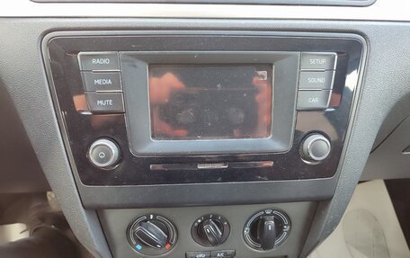 Skoda Rapid I, 2016 год, 1 030 000 рублей, 9 фотография