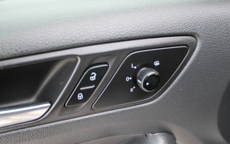 Volkswagen Jetta VI, 2011 год, 829 000 рублей, 10 фотография