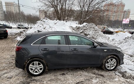 KIA cee'd III, 2018 год, 1 400 000 рублей, 4 фотография
