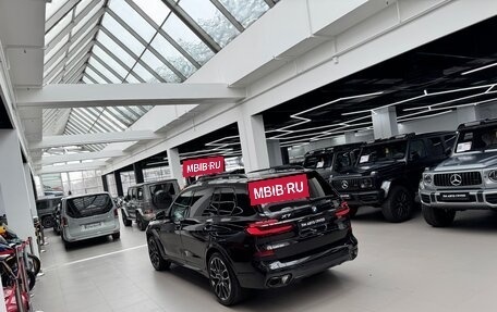 BMW X7, 2025 год, 18 700 000 рублей, 38 фотография