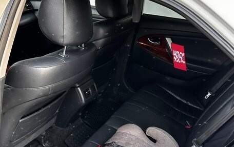 Toyota Camry, 2011 год, 950 000 рублей, 9 фотография