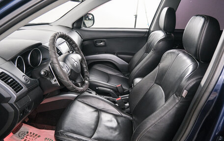 Mitsubishi Outlander III рестайлинг 3, 2011 год, 1 399 000 рублей, 7 фотография