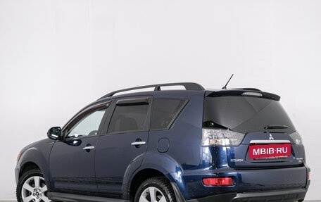 Mitsubishi Outlander III рестайлинг 3, 2011 год, 1 399 000 рублей, 4 фотография