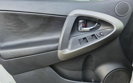 Toyota RAV4, 2011 год, 1 596 000 рублей, 14 фотография