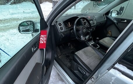 Volkswagen Tiguan I, 2010 год, 650 000 рублей, 9 фотография